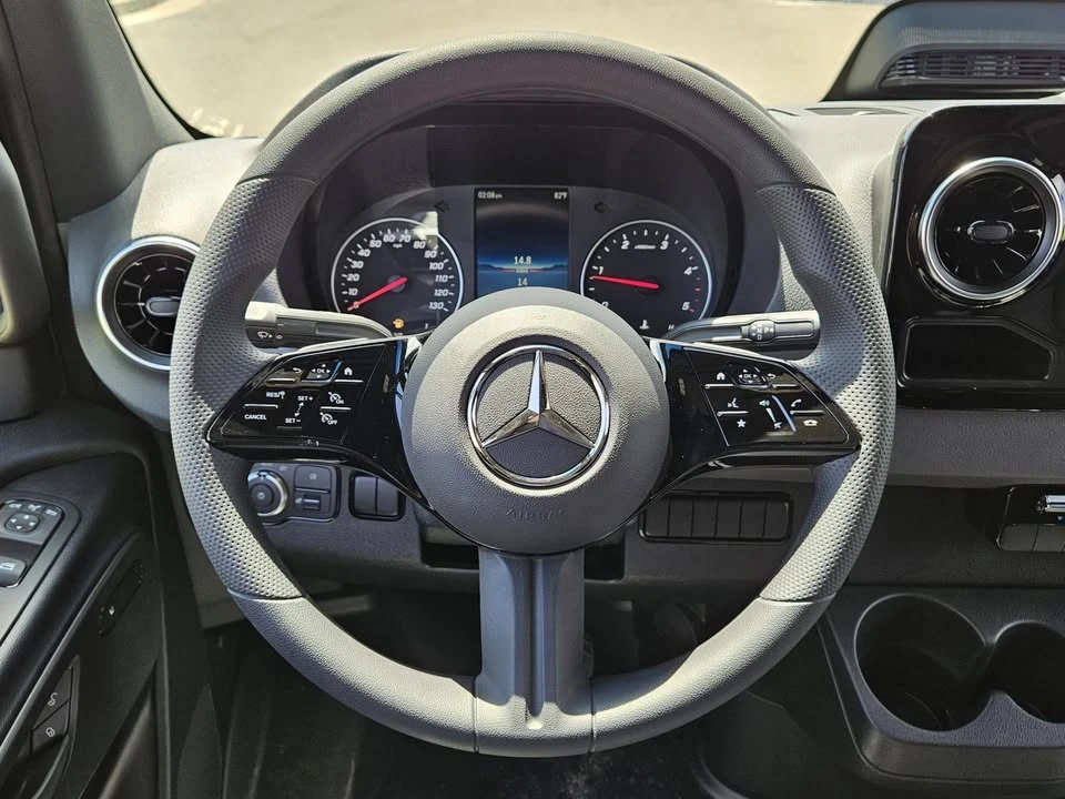 2025 Mercedes-Benz VS30 Sprinter - Image 8 of 20
