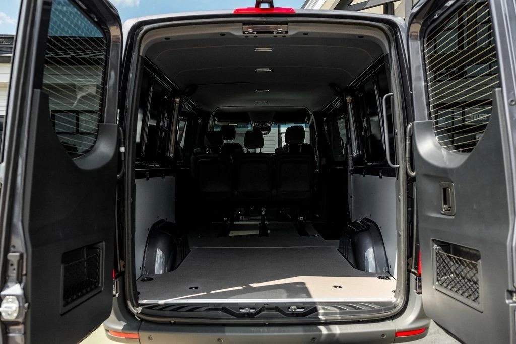 2025 Mercedes-Benz VS30 Sprinter - Image 11 of 21