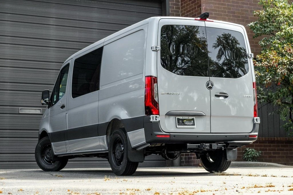 2025 Mercedes-Benz VS30 Sprinter - Image 2 of 21