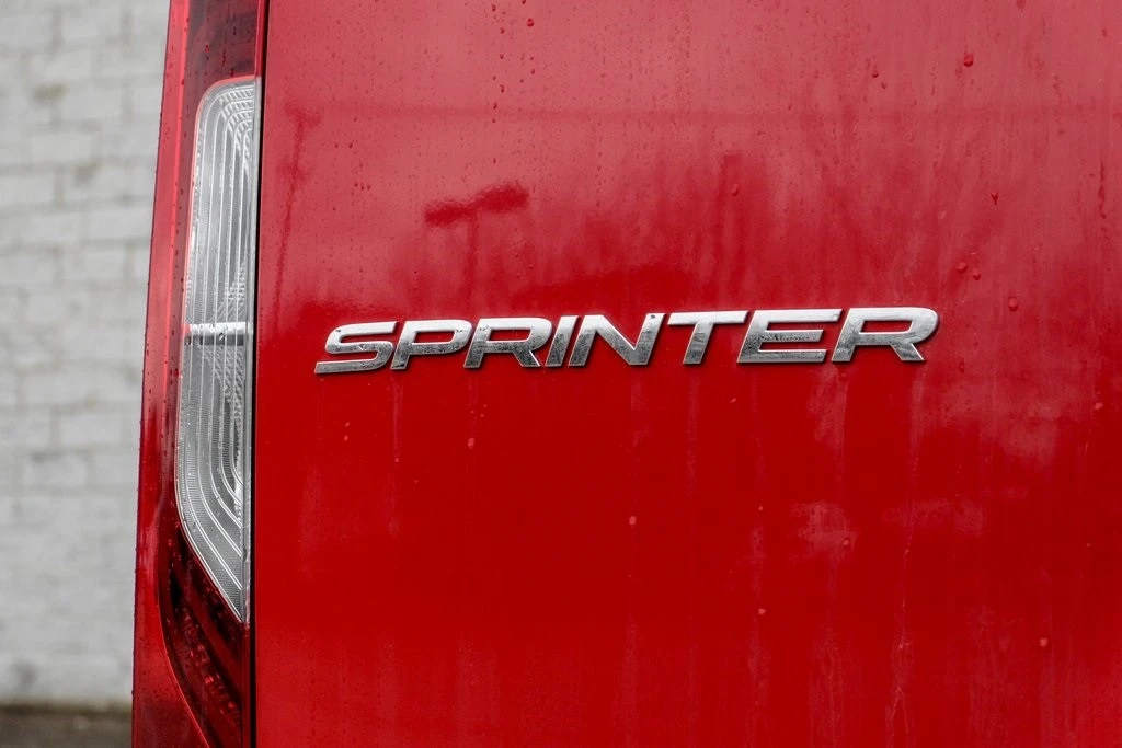 2025 Mercedes-Benz VS30 Sprinter - Image 10 of 12