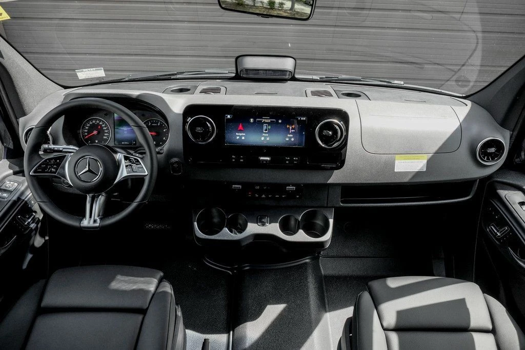 2025 Mercedes-Benz VS30 Sprinter - Image 21 of 21