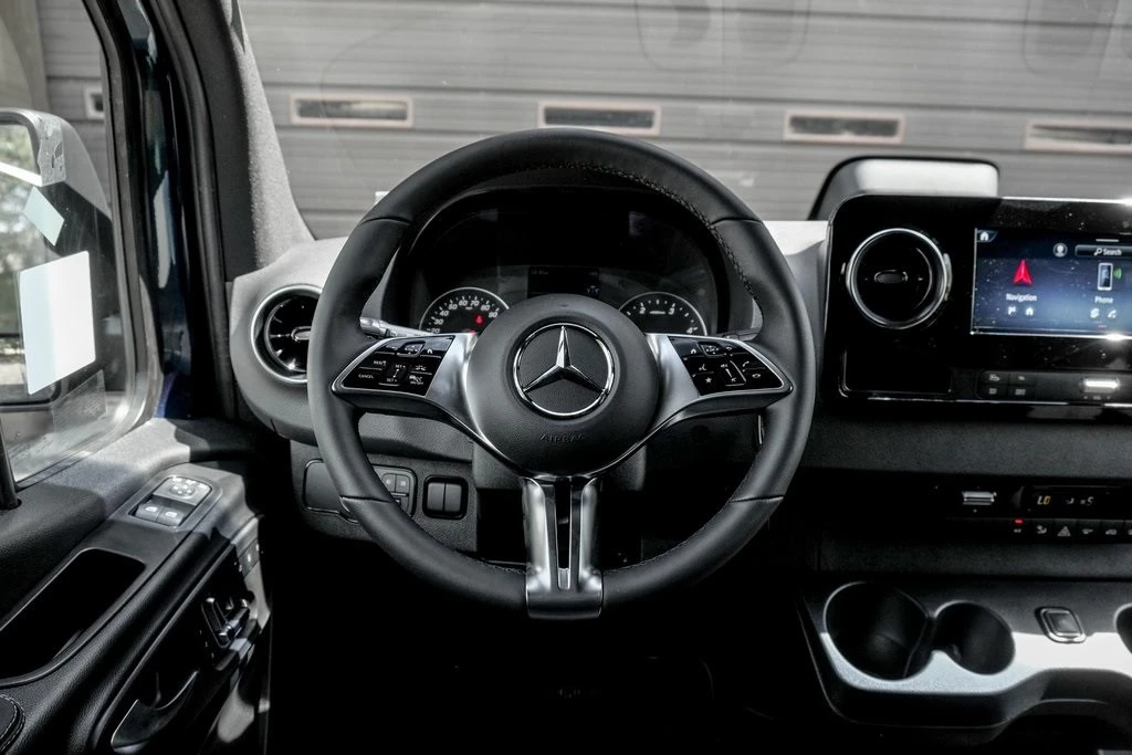 2025 Mercedes-Benz VS30 Sprinter - Image 19 of 21