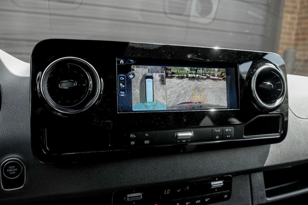 2025 Mercedes-Benz VS30 Sprinter - Image 16 of 21