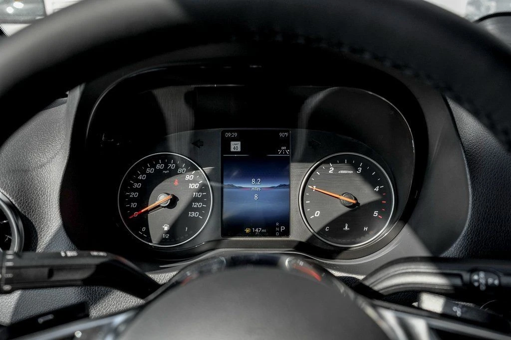2025 Mercedes-Benz VS30 Sprinter - Image 14 of 21
