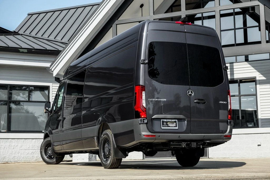 2025 Mercedes-Benz VS30 Sprinter - Image 2 of 21