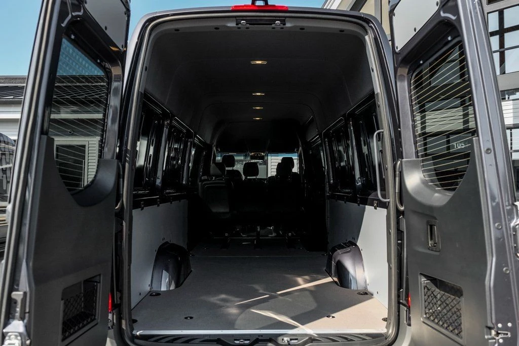 2025 Mercedes-Benz VS30 Sprinter - Image 11 of 21