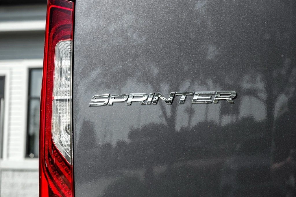 2025 Mercedes-Benz VS30 Sprinter - Image 9 of 21
