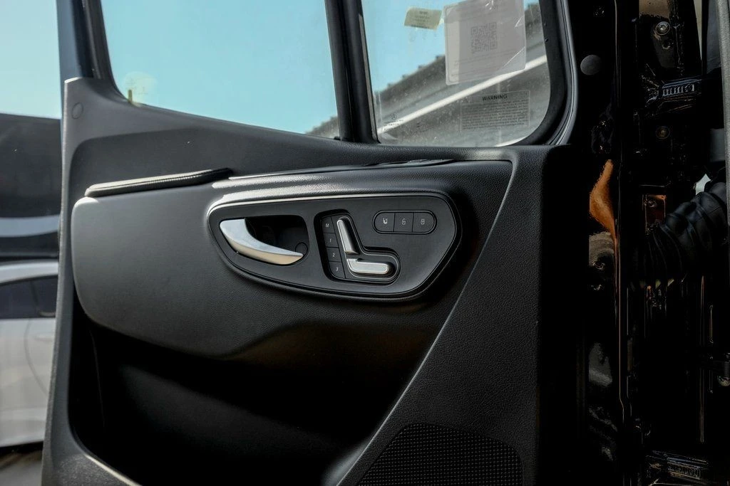 2025 Mercedes-Benz VS30 Sprinter - Image 14 of 21