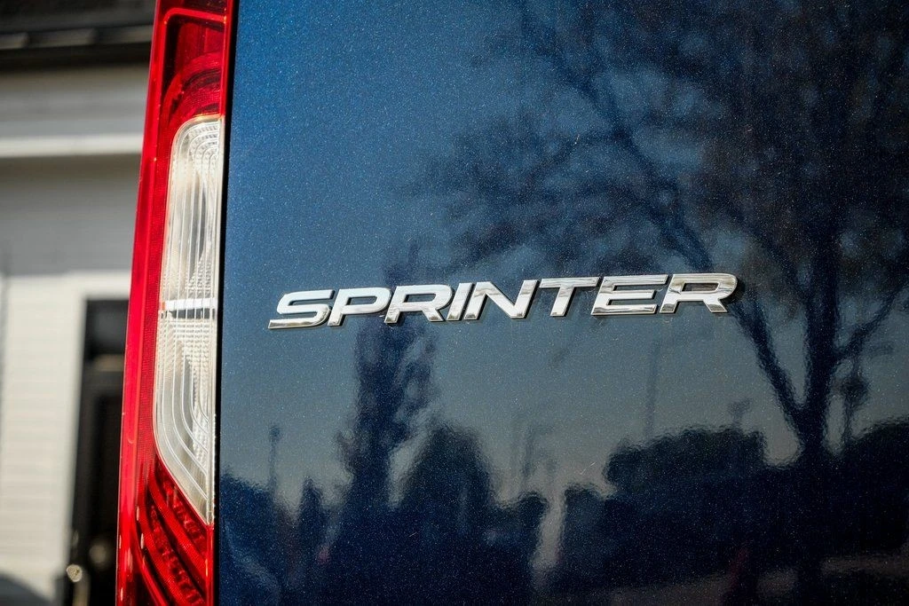 2025 Mercedes-Benz VS30 Sprinter - Image 9 of 21