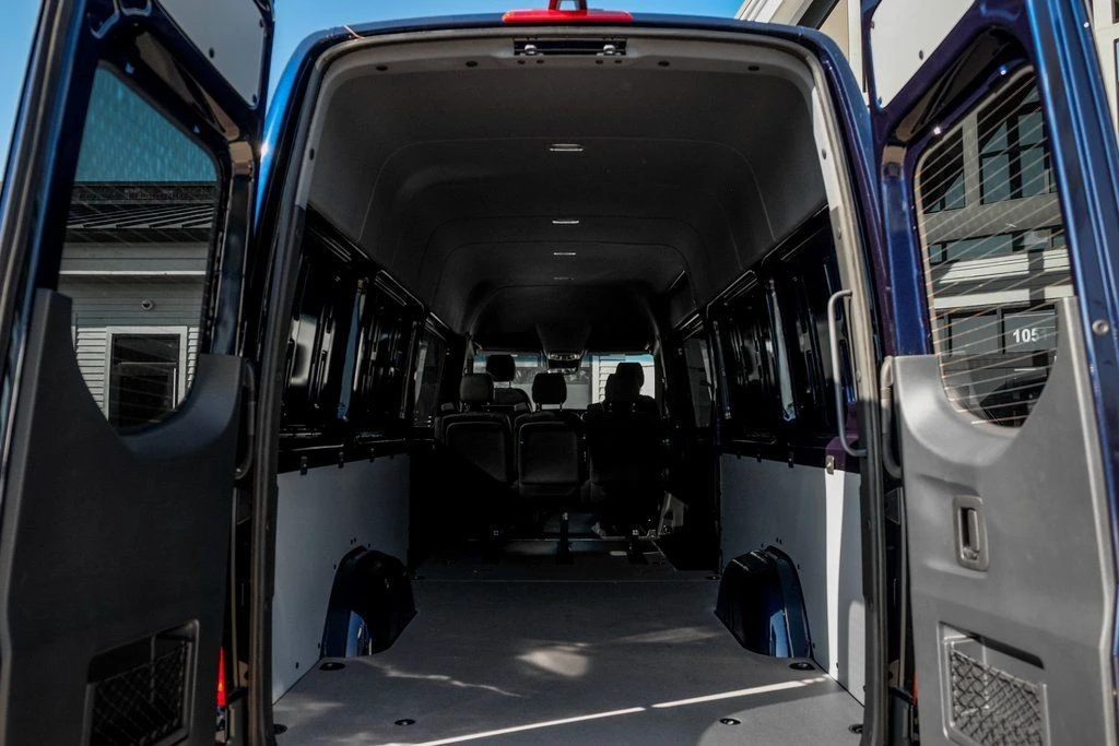 2025 Mercedes-Benz VS30 Sprinter - Image 11 of 21