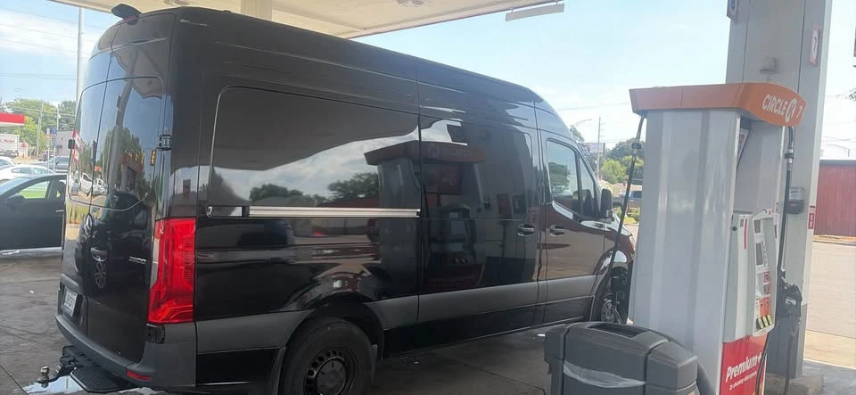 2025 Mercedes-Benz VS30 Sprinter - Image 4 of 5