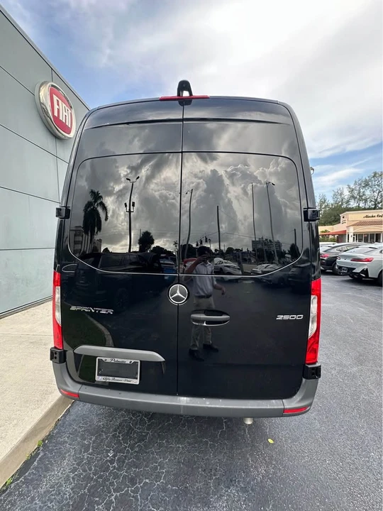2025 Mercedes-Benz VS30 Sprinter - Image 2 of 6