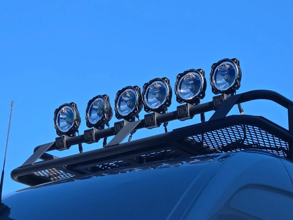 2025 Mercedes-Benz VS30 Sprinter - Image 19 of 21
