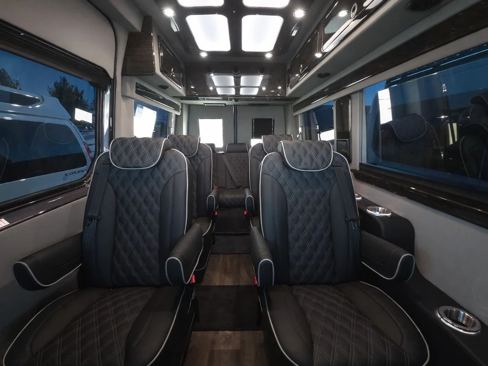 2025 Mercedes-Benz VS30 Sprinter - Image 4 of 21