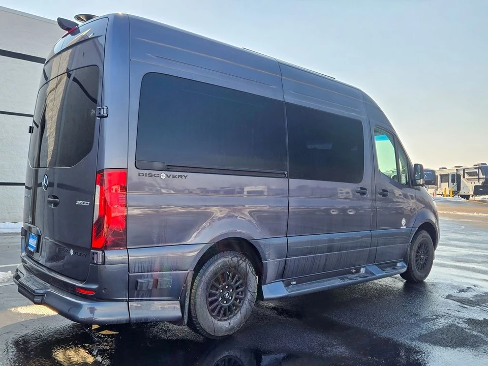 2025 Mercedes-Benz VS30 Sprinter - Image 17 of 21