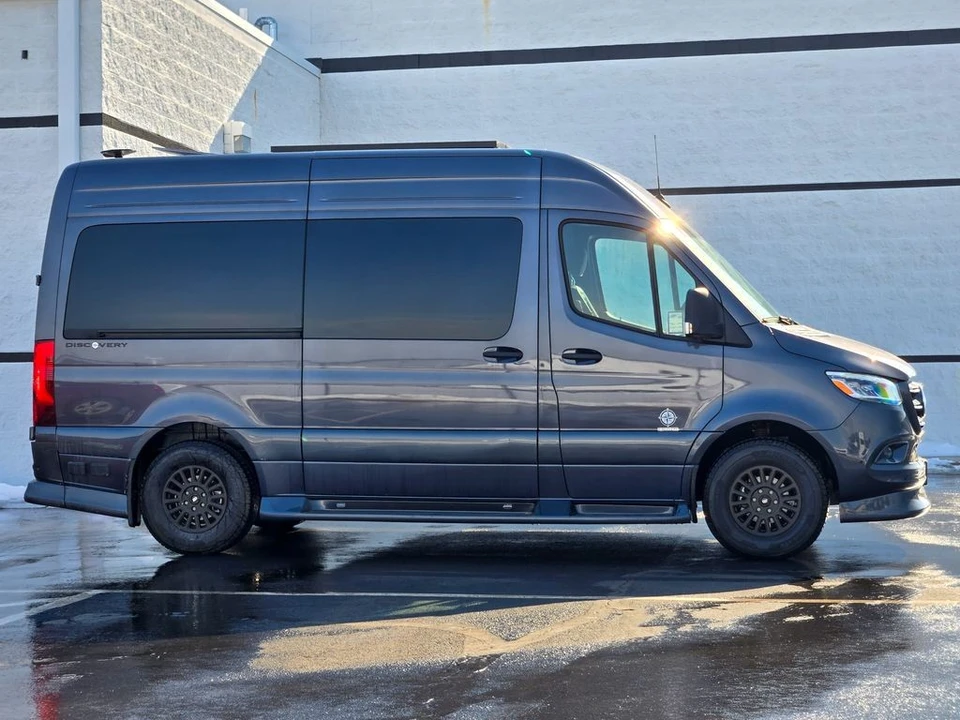 2025 Mercedes-Benz VS30 Sprinter - Image 14 of 21