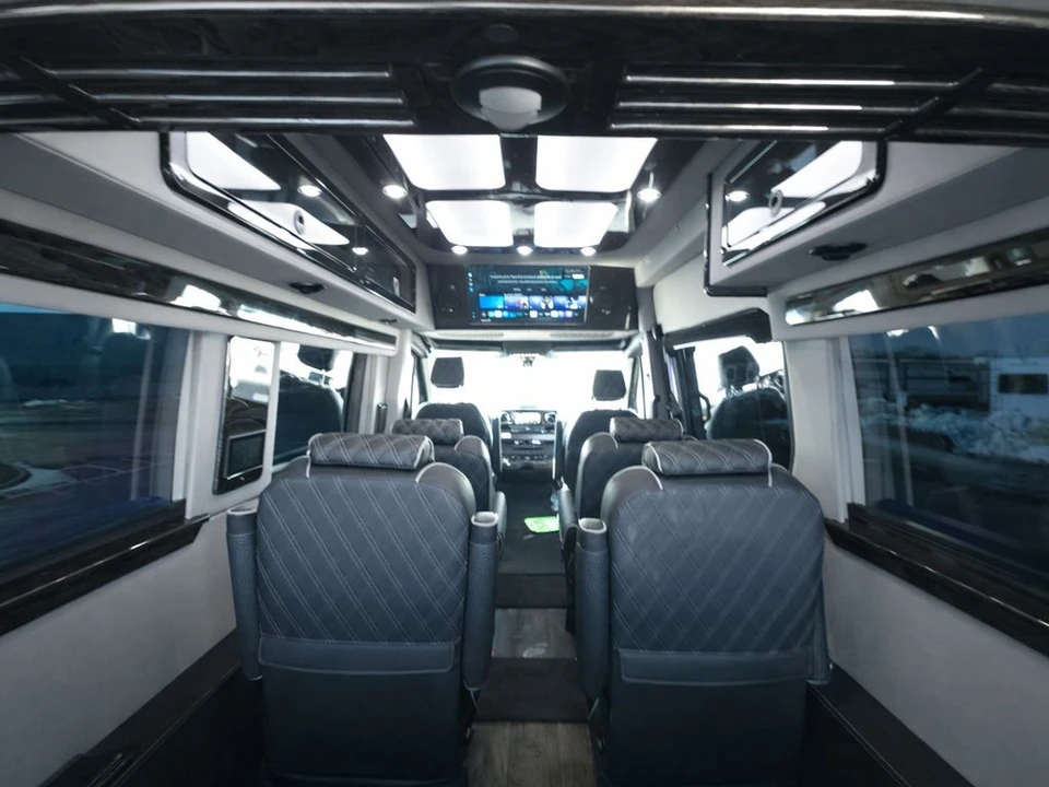 2025 Mercedes-Benz VS30 Sprinter - Image 5 of 12