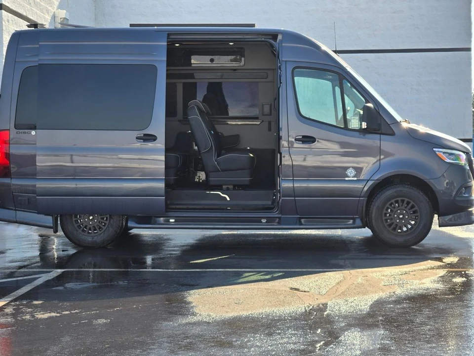2025 Mercedes-Benz VS30 Sprinter - Image 15 of 21