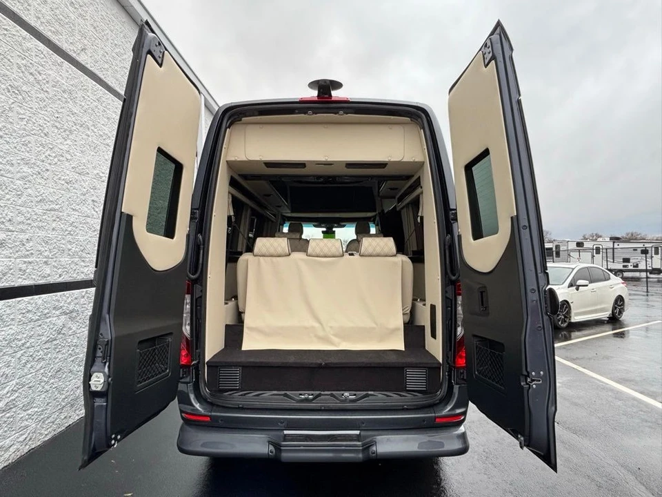 2025 Mercedes-Benz VS30 Sprinter - Image 12 of 12