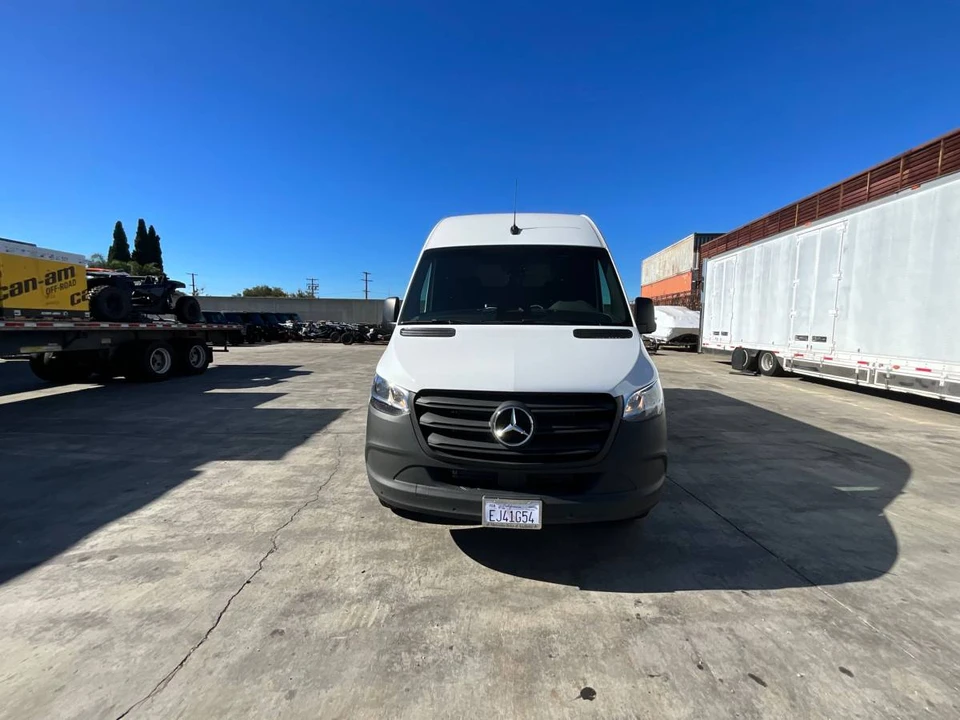 2025 Mercedes-Benz VS30 Sprinter - Image 3 of 5