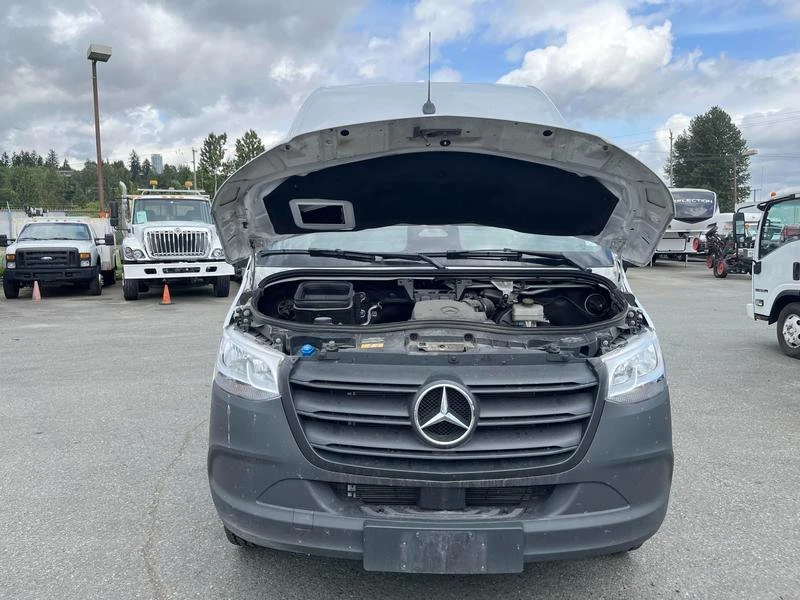2025 Mercedes-Benz VS30 Sprinter - Image 11 of 20