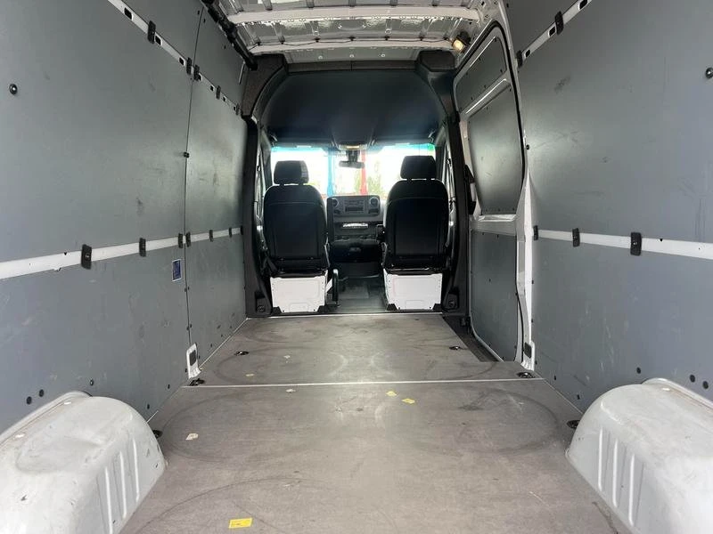 2025 Mercedes-Benz VS30 Sprinter - Image 4 of 20