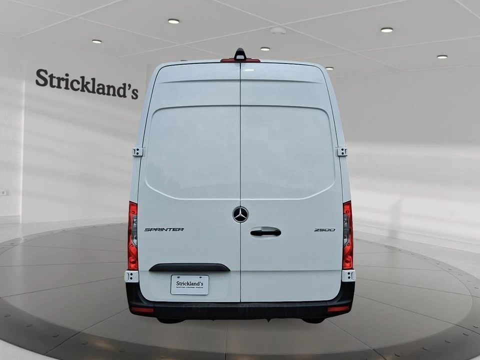 2025 Mercedes-Benz VS30 Sprinter - Image 3 of 9