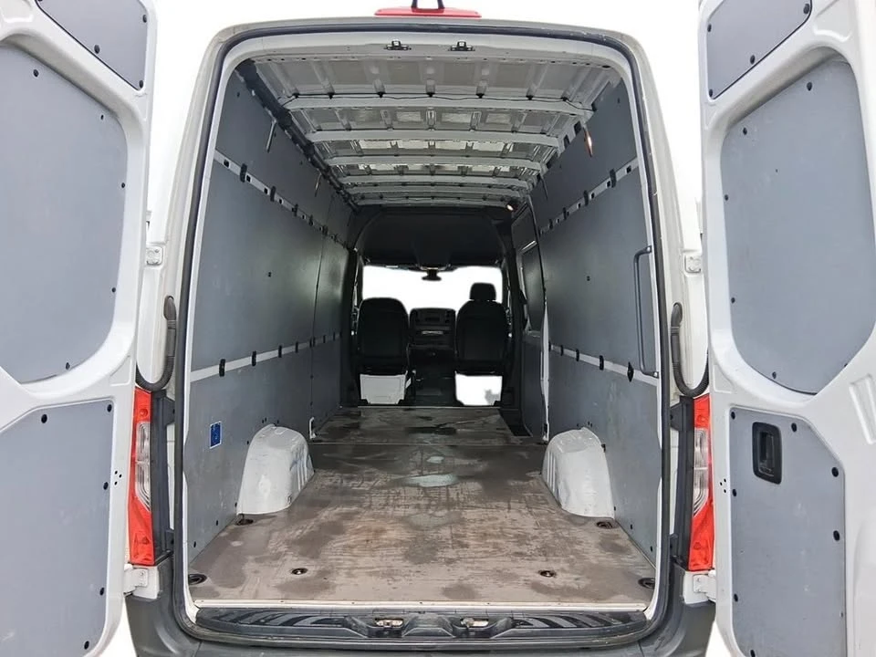 2025 Mercedes-Benz VS30 Sprinter - Image 6 of 9