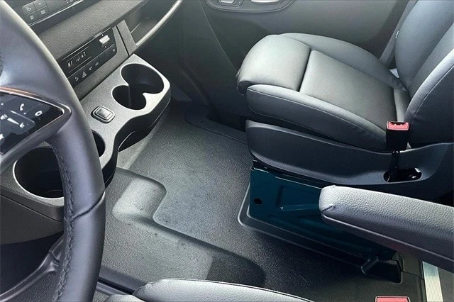 2025 Mercedes-Benz VS30 Sprinter - Image 11 of 18