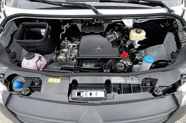 2025 Mercedes-Benz VS30 Sprinter - Image 14 of 18