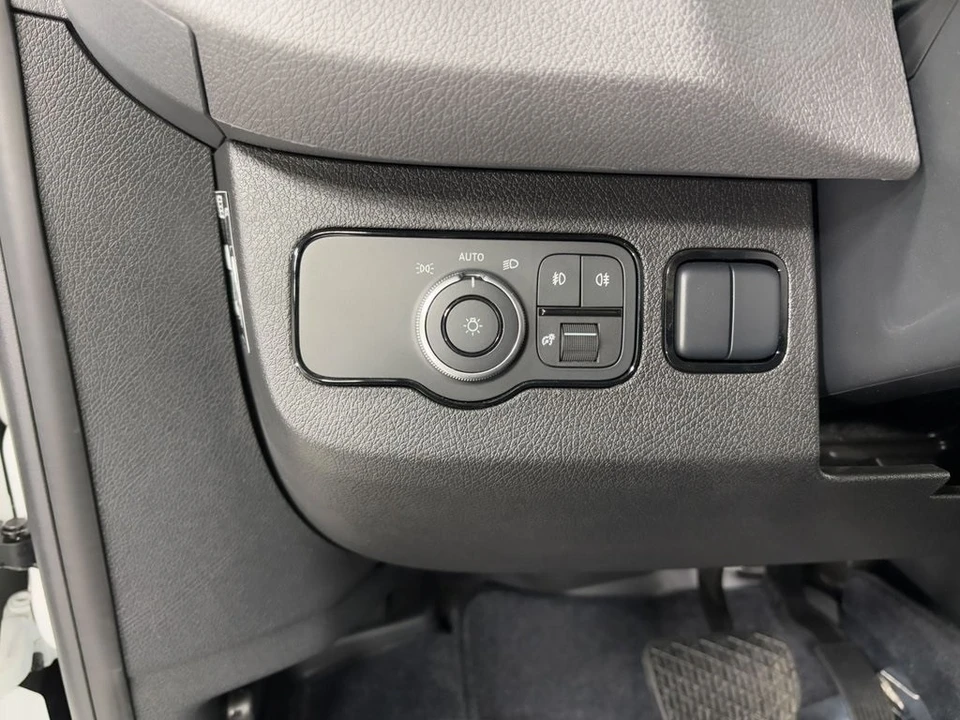 2025 Mercedes-Benz VS30 Sprinter - Image 10 of 21