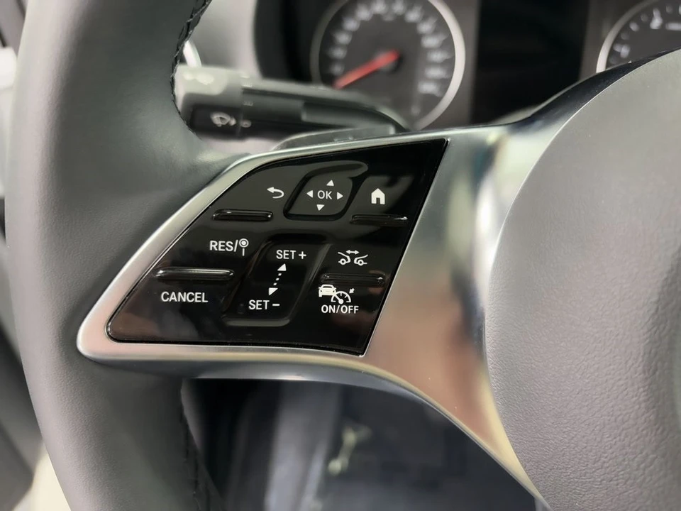 2025 Mercedes-Benz VS30 Sprinter - Image 11 of 21
