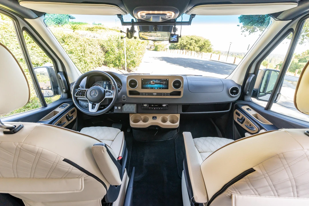 2023 Mercedes-Benz VS30 Sprinter - Image 28 of 31