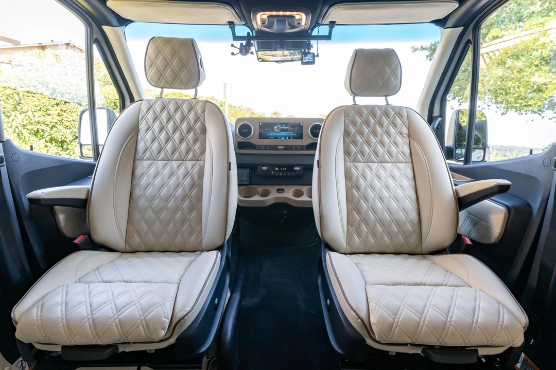 2023 Mercedes-Benz VS30 Sprinter - Image 24 of 31