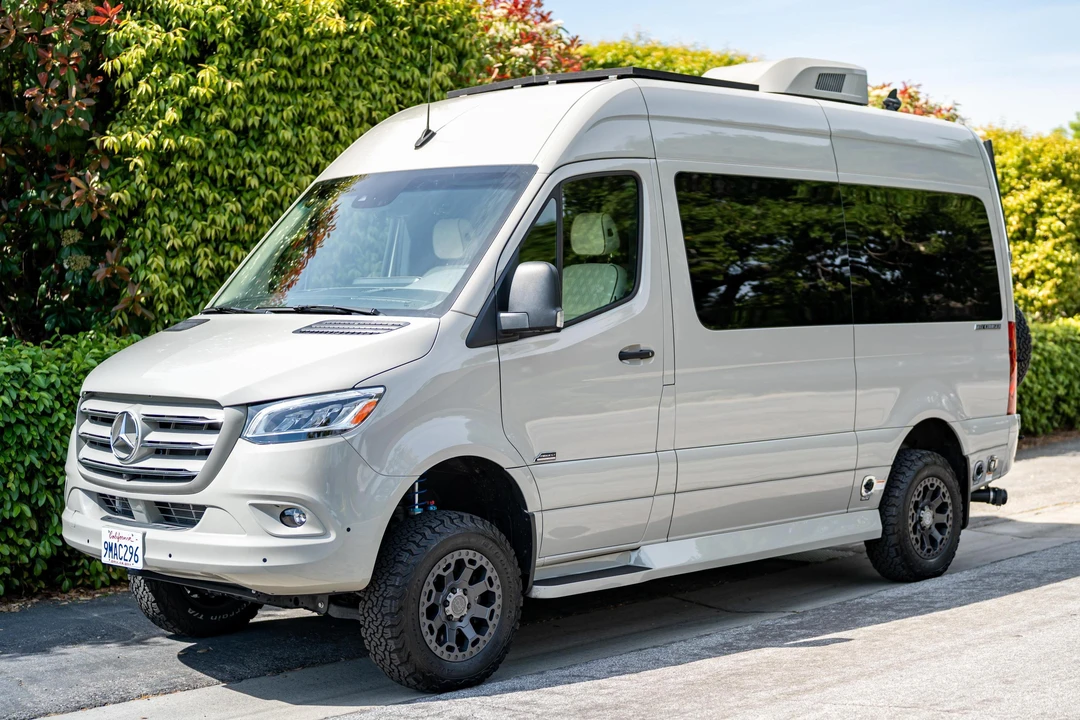 2023 Mercedes-Benz VS30 Sprinter - Image 2 of 31