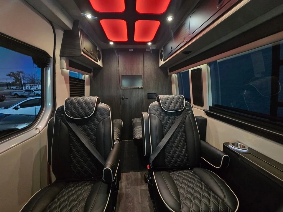 2025 Mercedes-Benz VS30 Sprinter - Image 5 of 21