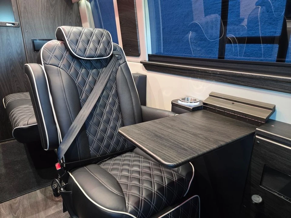 2025 Mercedes-Benz VS30 Sprinter - Image 19 of 21