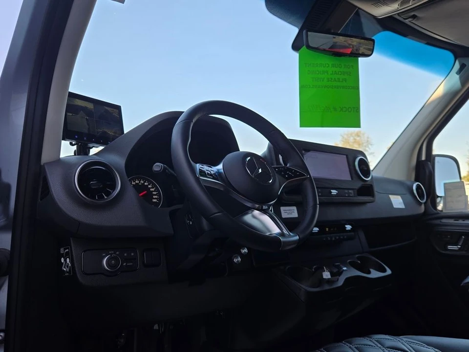 2025 Mercedes-Benz VS30 Sprinter - Image 16 of 21