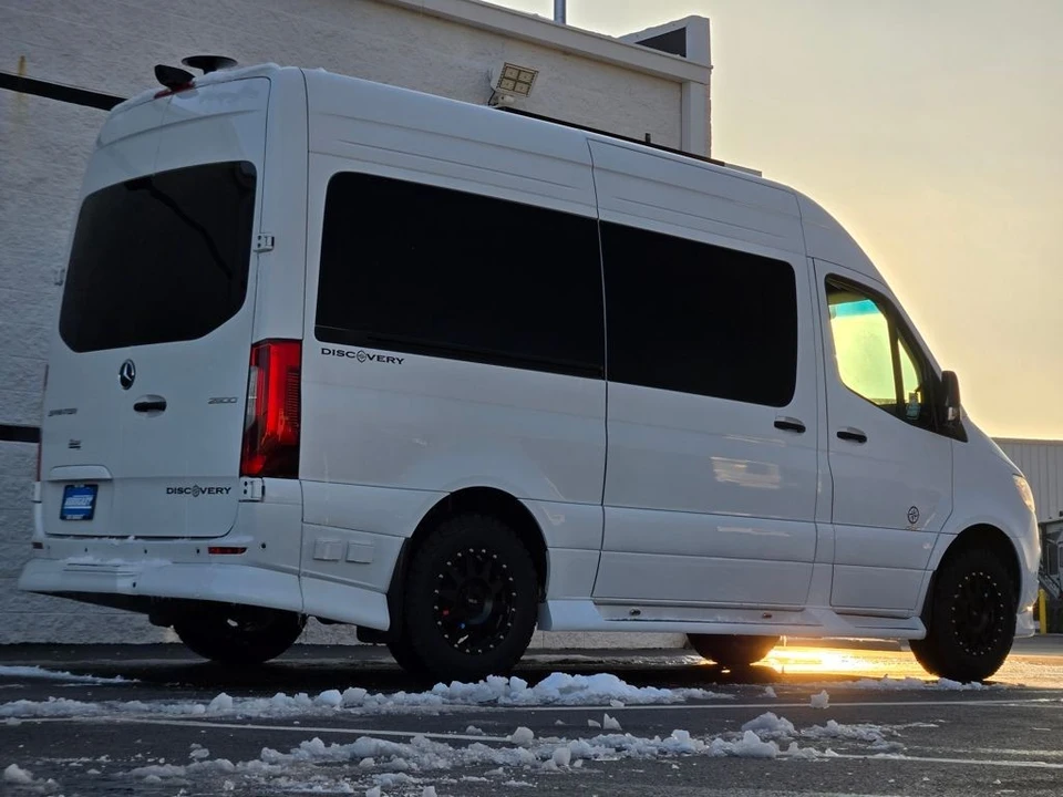 2025 Mercedes-Benz VS30 Sprinter - Image 13 of 21