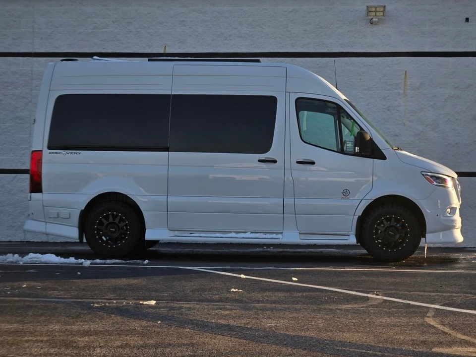 2025 Mercedes-Benz VS30 Sprinter - Image 7 of 21