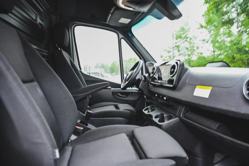 2025 Mercedes-Benz VS30 Sprinter - Image 14 of 19
