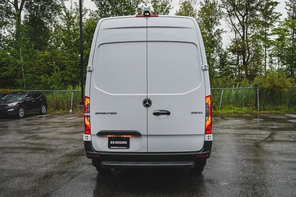 2025 Mercedes-Benz VS30 Sprinter - Image 6 of 19