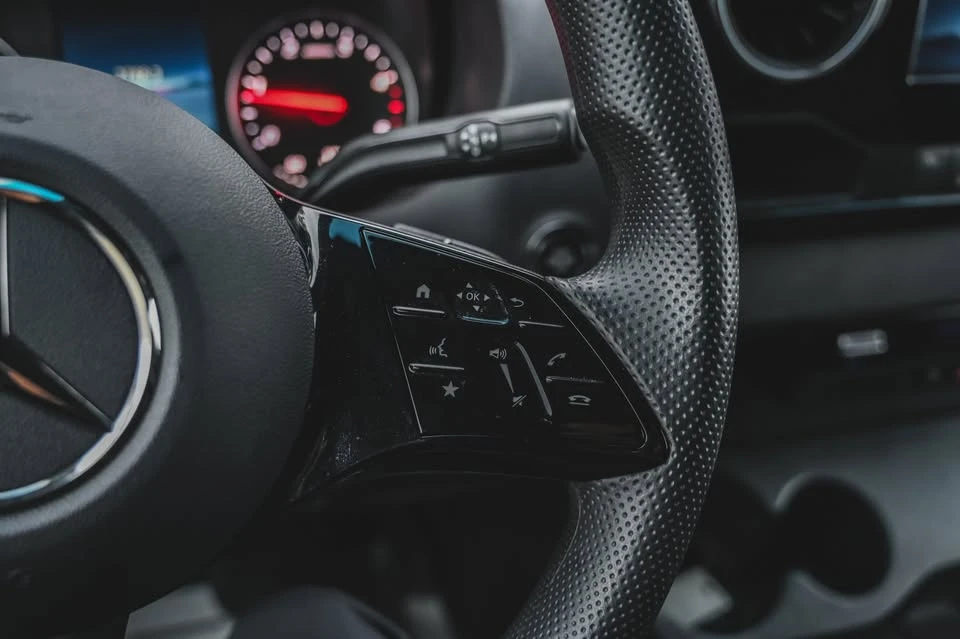 2025 Mercedes-Benz VS30 Sprinter - Image 16 of 19