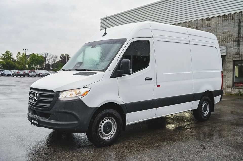 2025 Mercedes-Benz VS30 Sprinter - Image 3 of 19