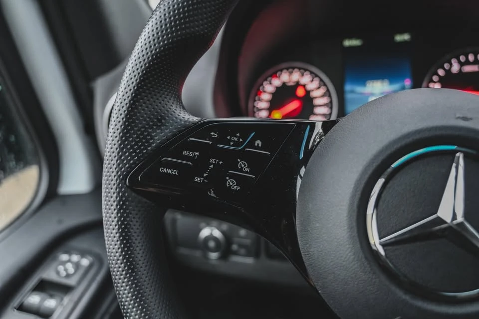 2025 Mercedes-Benz VS30 Sprinter - Image 15 of 19