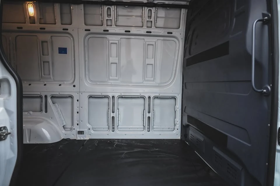 2025 Mercedes-Benz VS30 Sprinter - Image 10 of 19