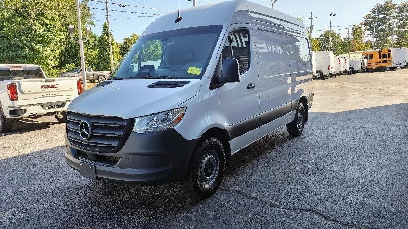 2025 Mercedes-Benz VS30 Sprinter - Image 13 of 20
