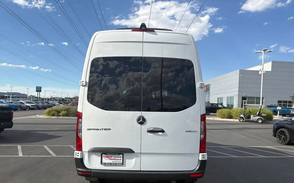 2025 Mercedes-Benz VS30 Sprinter - Image 4 of 10