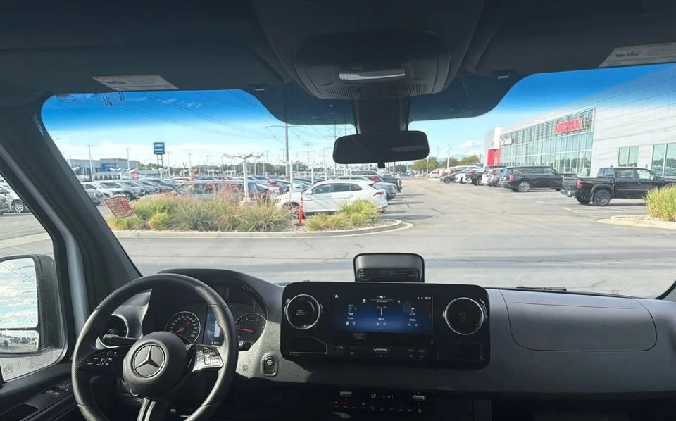 2025 Mercedes-Benz VS30 Sprinter - Image 10 of 10
