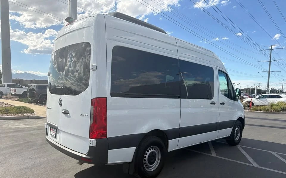 2025 Mercedes-Benz VS30 Sprinter - Image 3 of 10